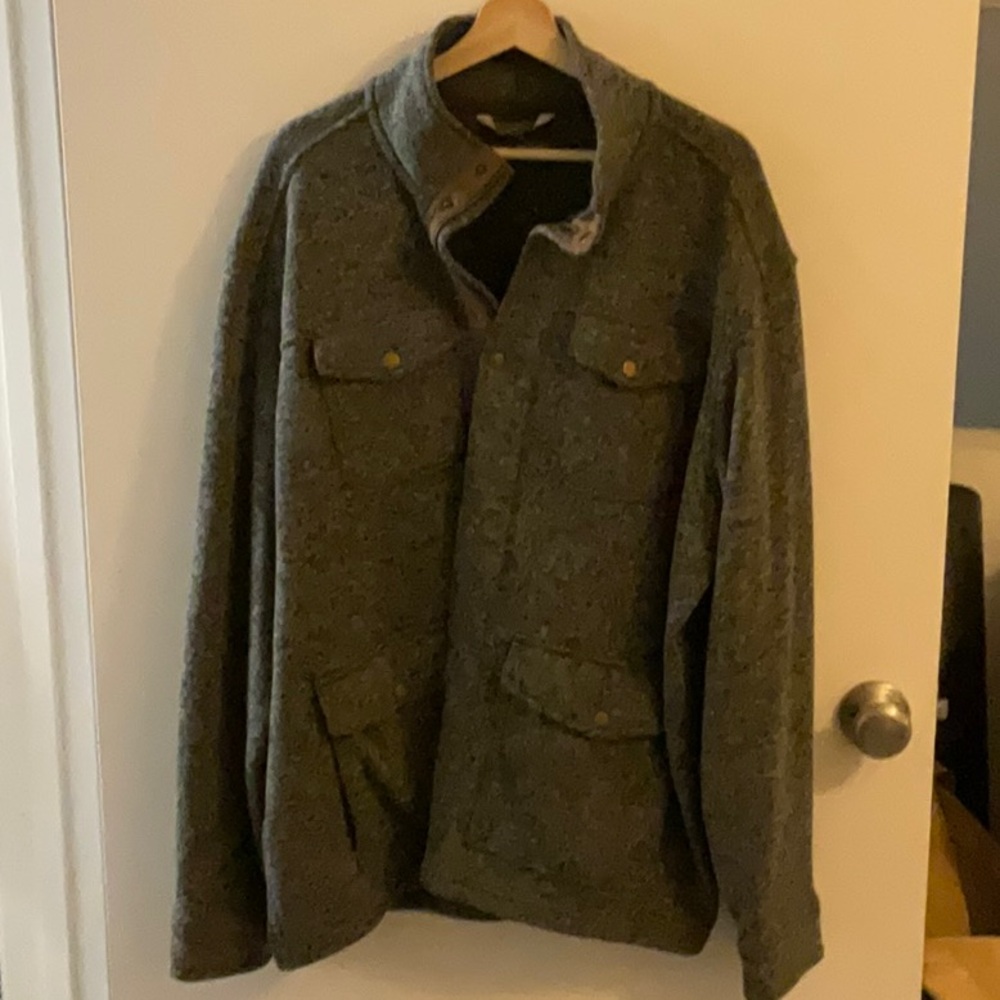 Vintage Eddie Bauer snap fleece in chore jacket style. Size XXL